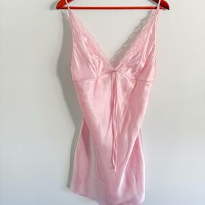 Vintage Pink Premiere Collection Negligee – Lace Trim Spaghetti Strap Nightgown
